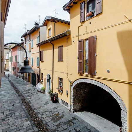 La Casa Sulle Mura Montecchio Emilia Exterior foto