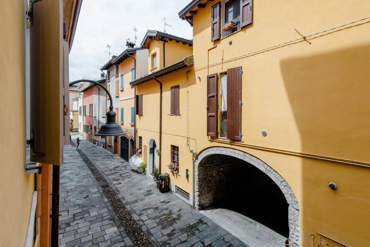 La Casa Sulle Mura Montecchio Emilia Exterior foto